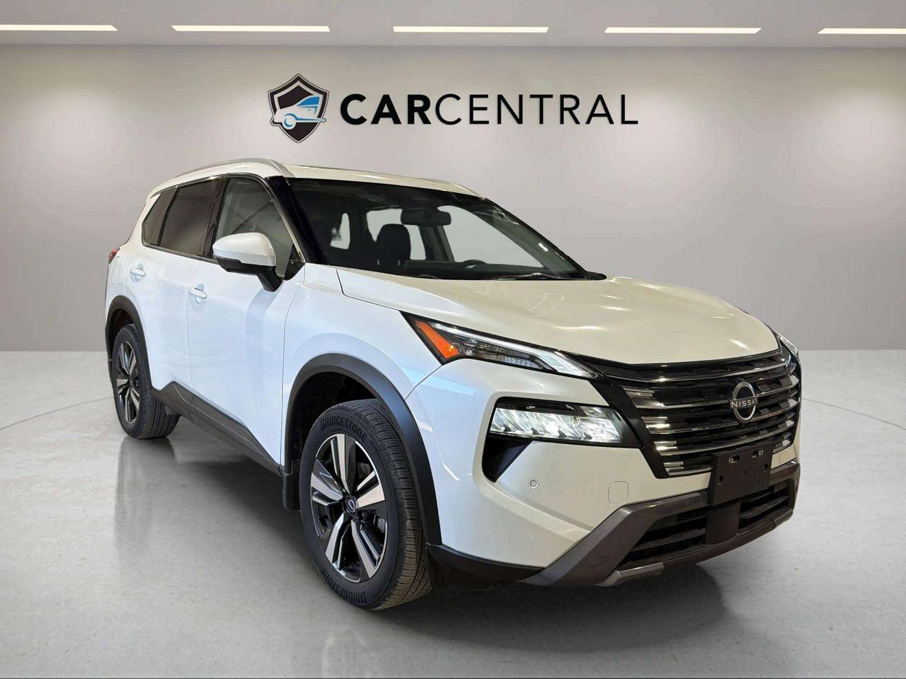 2024 Nissan Rogue SL | CLEAN CARFAX | GOOGLE MAPS | PRO PILOT ASSIST Photo