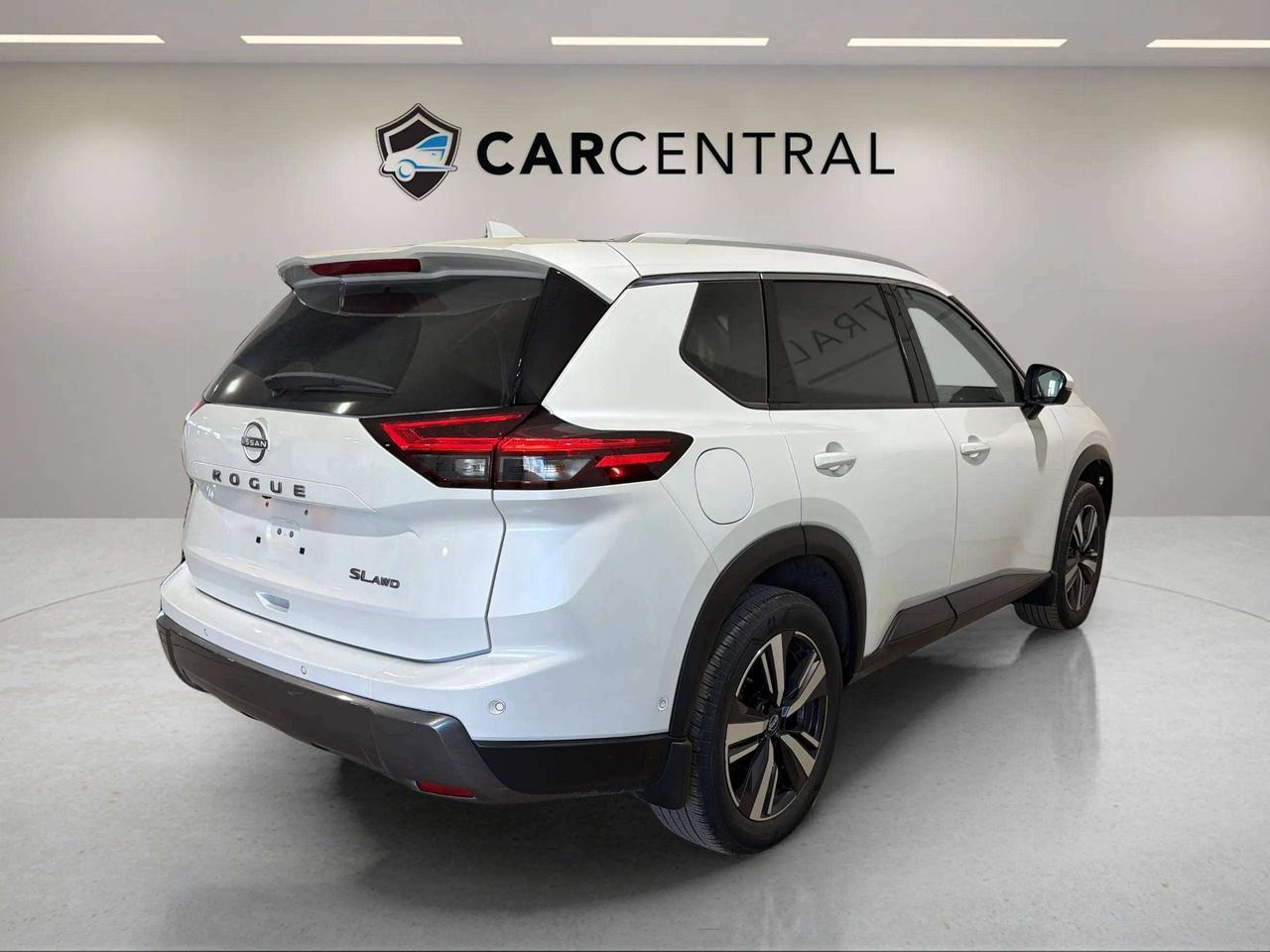 2024 Nissan Rogue SL | CLEAN CARFAX | GOOGLE MAPS | PRO PILOT ASSIST Photo