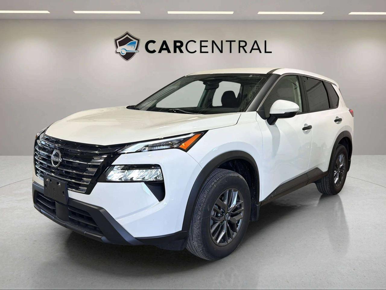 2024 Nissan Rogue S AWD | CLEAN CARFAX | 1 OWNER | CARPLAY| STARTER Photo0