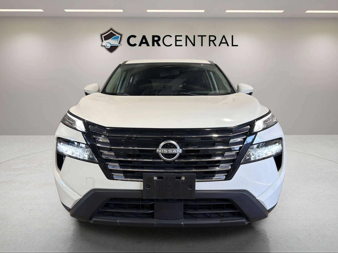 2024 Nissan Rogue S AWD | CLEAN CARFAX | 1 OWNER | CARPLAY| STARTER Photo