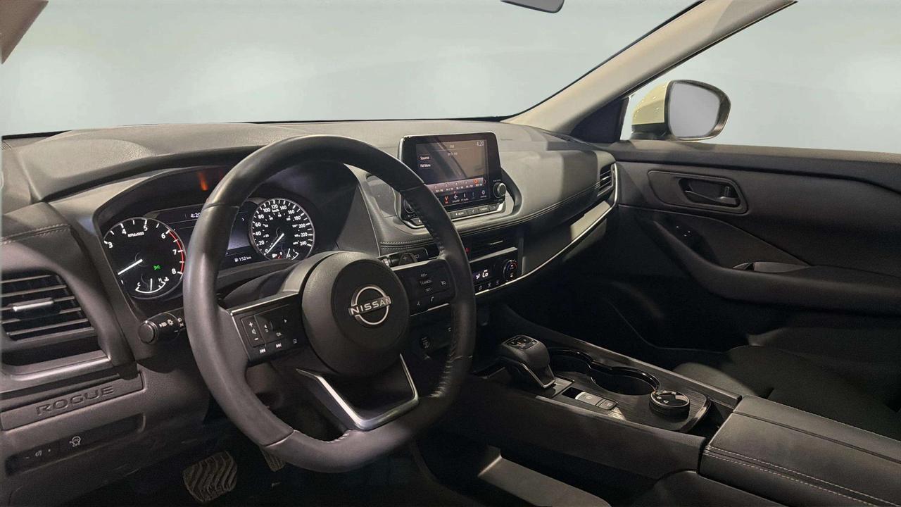 2024 Nissan Rogue S AWD | CLEAN CARFAX | 1 OWNER | CARPLAY| STARTER Photo