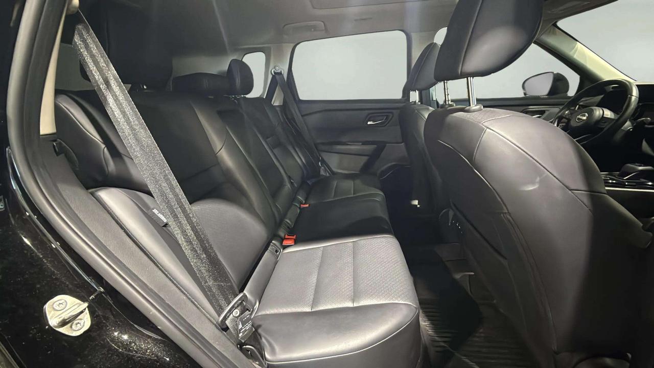 2024 Nissan Rogue SV MOONROOF | CLEAN CARFAX | PRO PILOT | REAR HTD Photo