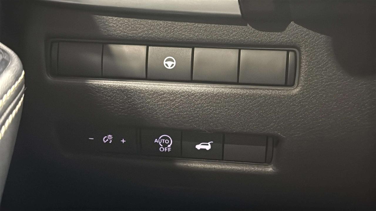 2024 Nissan Rogue SV MOONROOF | CLEAN CARFAX | PRO PILOT | REAR HTD Photo