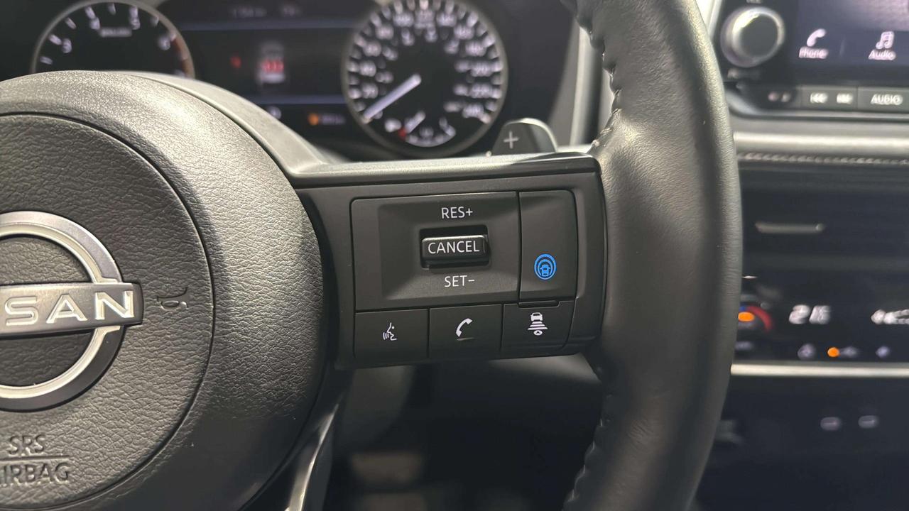 2024 Nissan Rogue SV MOONROOF | CLEAN CARFAX | PRO PILOT | REAR HTD Photo