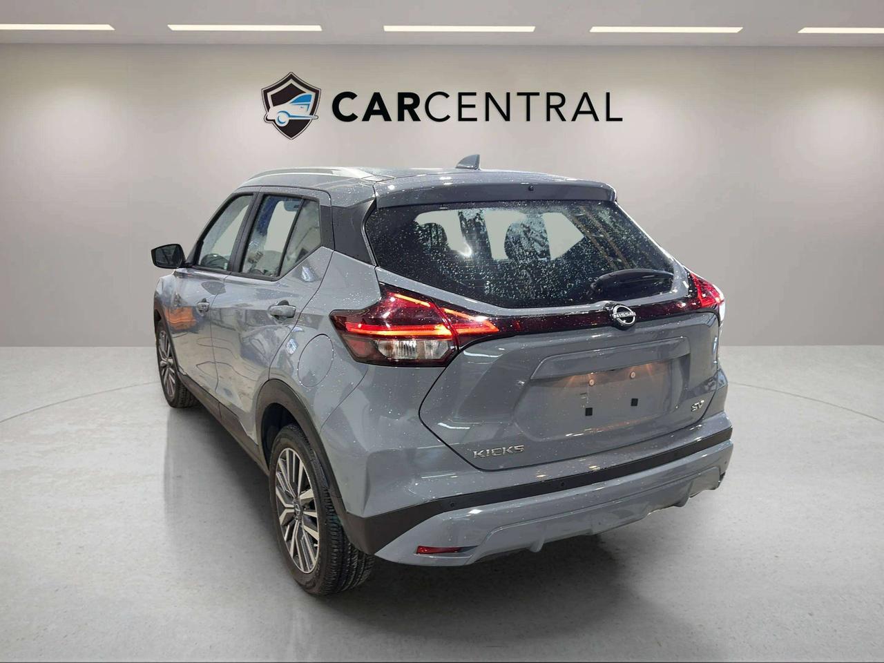 2024 Nissan Kicks SV| CLEAN CARFAX | CARPLAY | HTD SEATS | BSM Photo