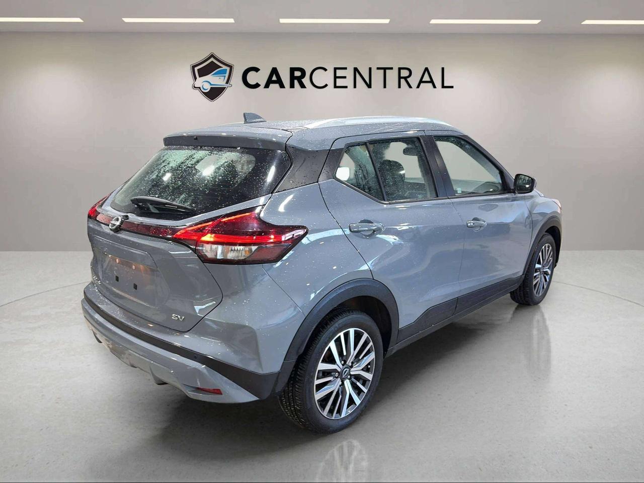 2024 Nissan Kicks SV| CLEAN CARFAX | CARPLAY | HTD SEATS | BSM Photo