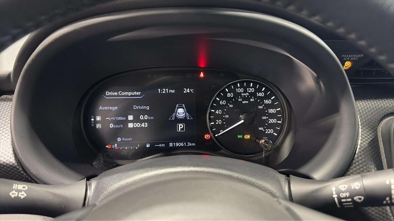 2024 Nissan Kicks SV| CLEAN CARFAX | CARPLAY | HTD SEATS | BSM Photo