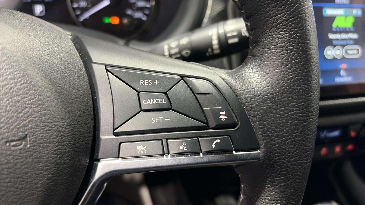 2024 Nissan Kicks SV| CLEAN CARFAX | CARPLAY | HTD SEATS | BSM Photo