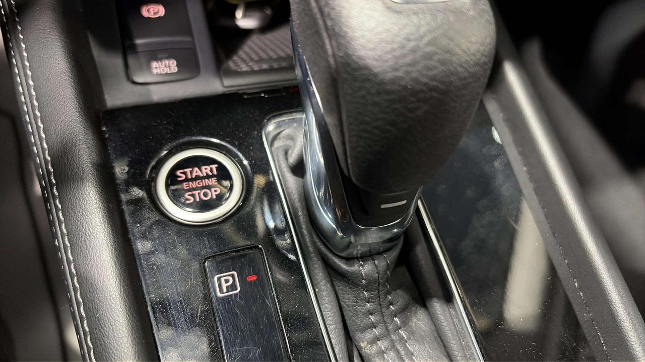 2024 Nissan Kicks SV| CLEAN CARFAX | CARPLAY | HTD SEATS | BSM Photo