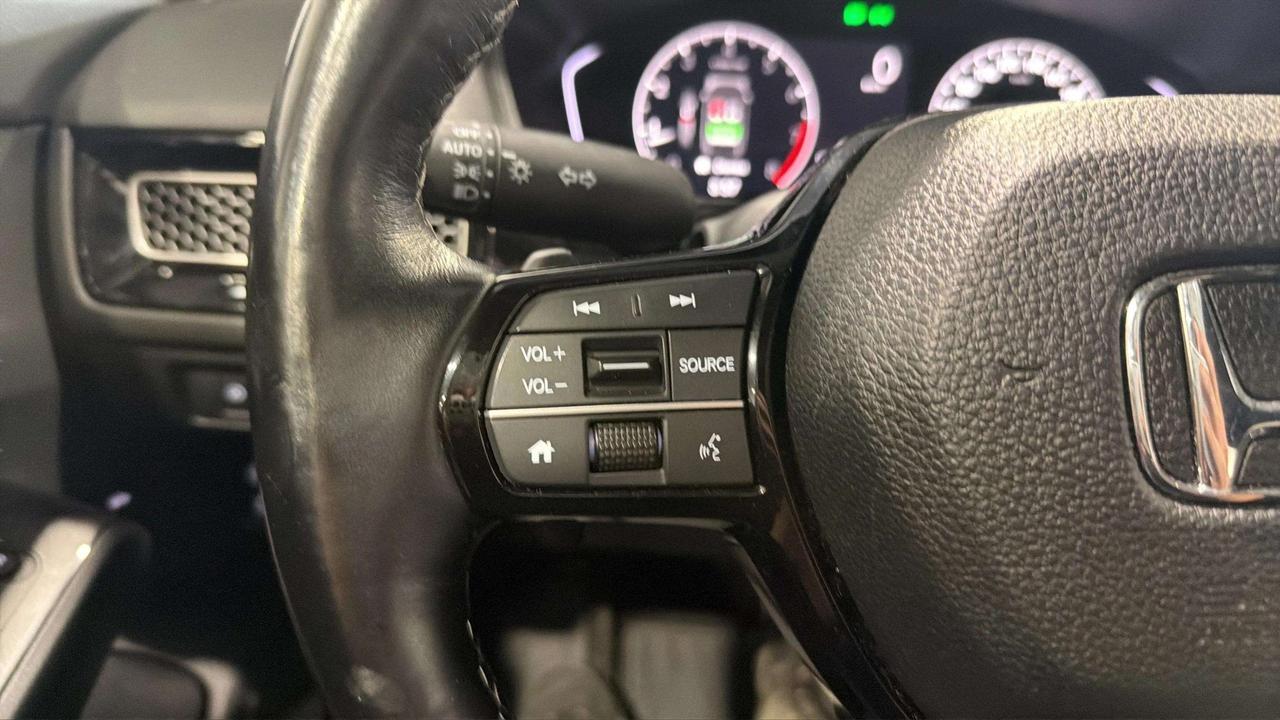 2023 Honda Civic SPORT | SUNROOF | HTD SEATS | CARPLAY | 1 OWNER Photo