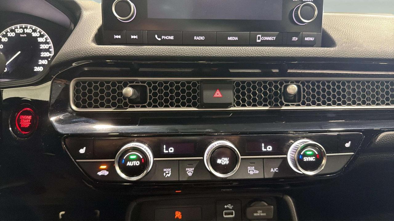 2023 Honda Civic SPORT | SUNROOF | HTD SEATS | CARPLAY | 1 OWNER Photo