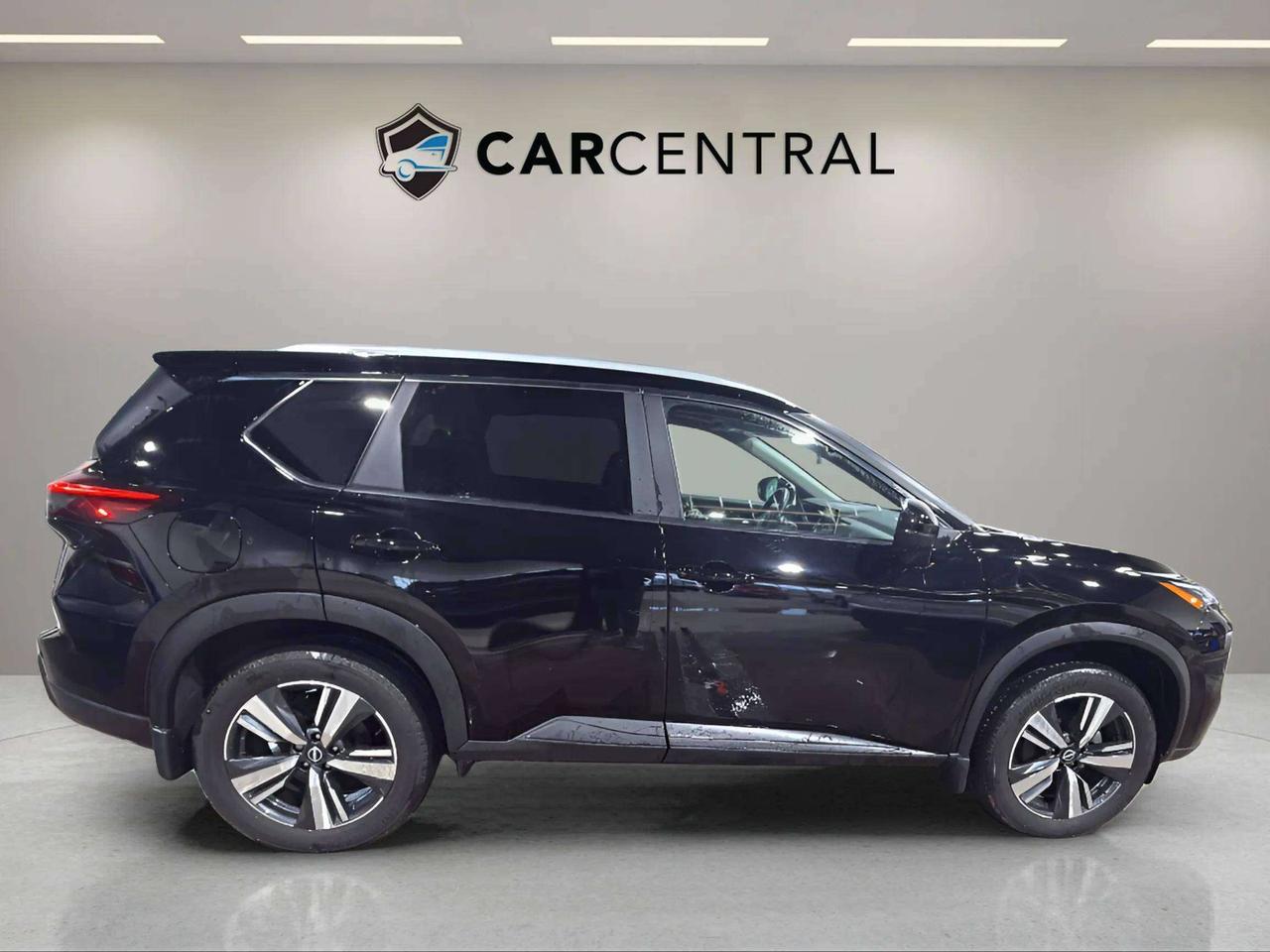 2024 Nissan Rogue SV PREMIUM| CLEAN CARFAX |360 | PANO | PRO PILOT Photo