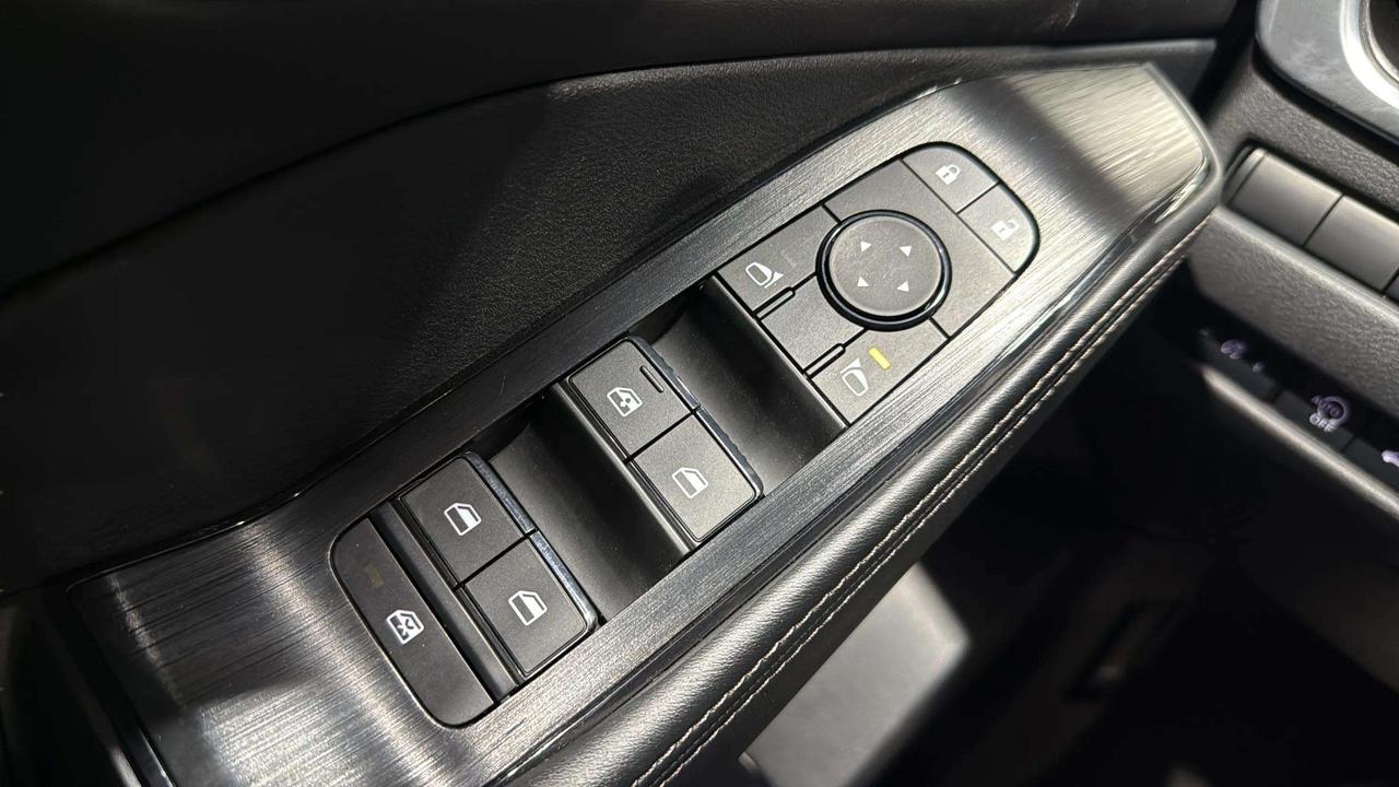 2024 Nissan Rogue SV PREMIUM| CLEAN CARFAX |360 | PANO | PRO PILOT Photo