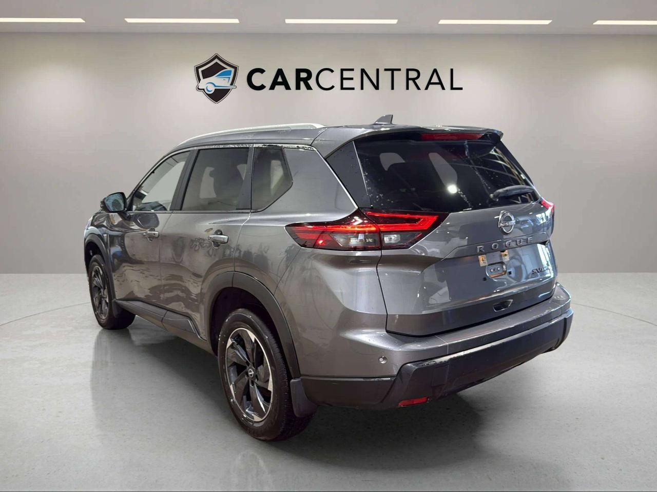 2024 Nissan Rogue SV | MOONROOF |CLEAN CARFAX| CARPLAY| PRO PILOT | Photo