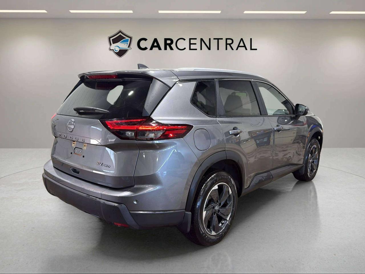 2024 Nissan Rogue SV | MOONROOF |CLEAN CARFAX| CARPLAY| PRO PILOT | Photo