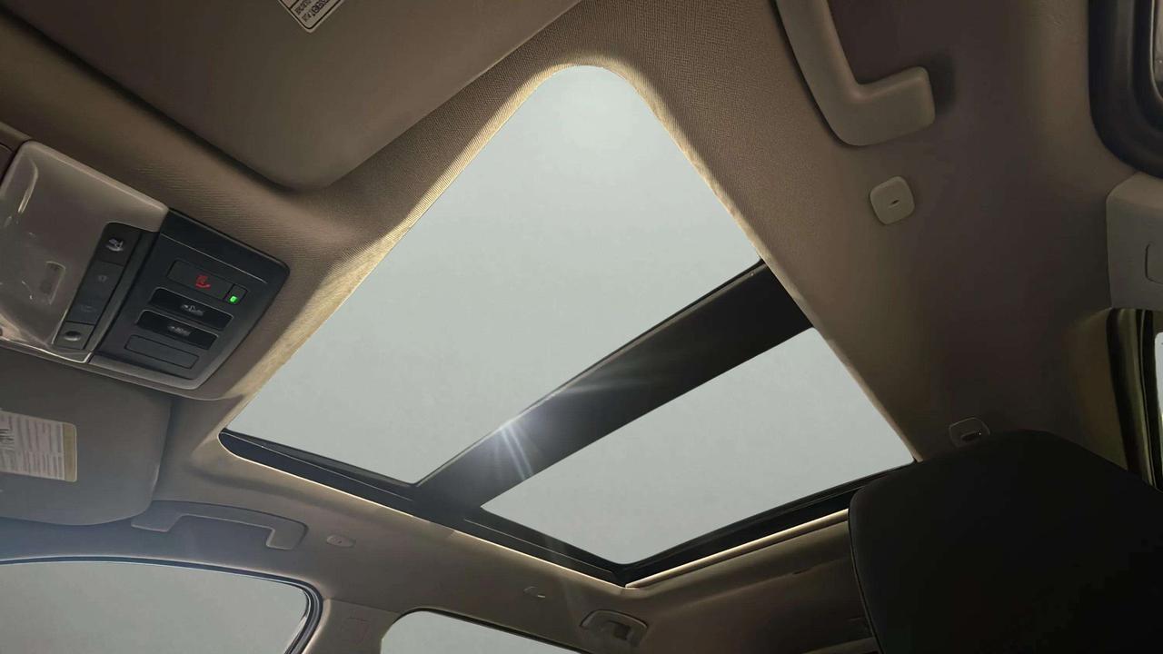 2024 Nissan Rogue SV | MOONROOF |CLEAN CARFAX| CARPLAY| PRO PILOT | Photo