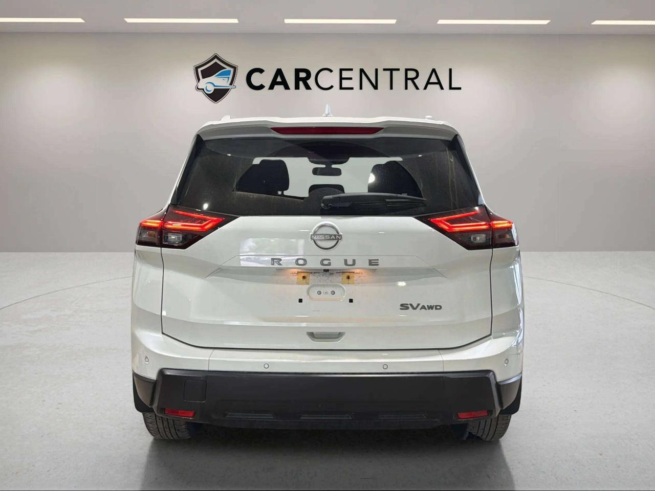 2024 Nissan Rogue SV MOONROOF |CLEAN CARFAX|PANO| CARPLAY| PRO PILOT Photo3