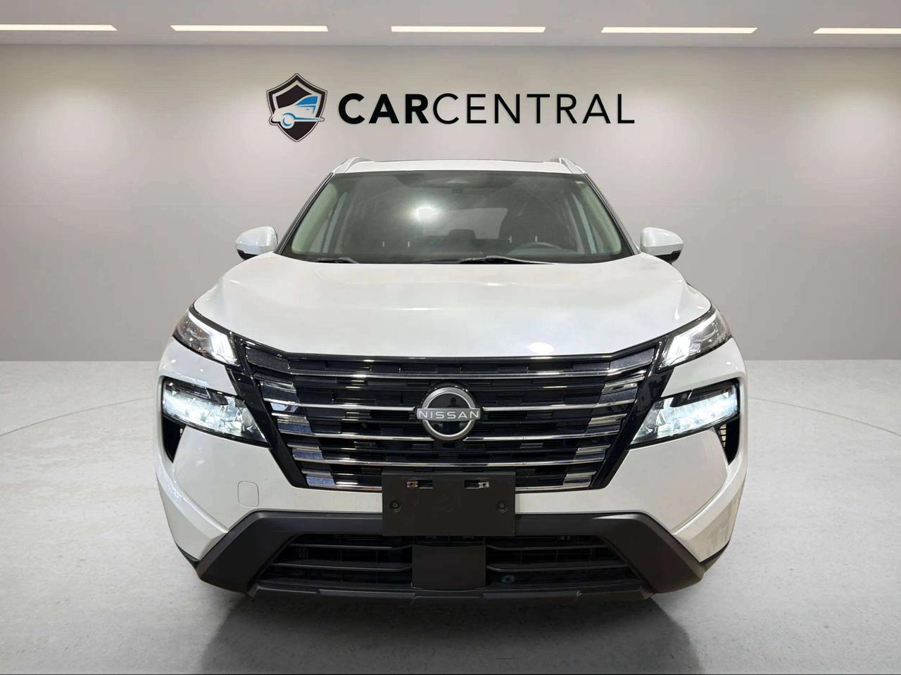 2024 Nissan Rogue SV MOONROOF |CLEAN CARFAX|PANO| CARPLAY| PRO PILOT Photo