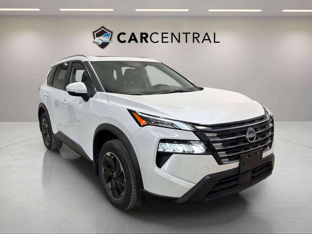 2024 Nissan Rogue SV MOONROOF |CLEAN CARFAX|PANO| CARPLAY| PRO PILOT Photo