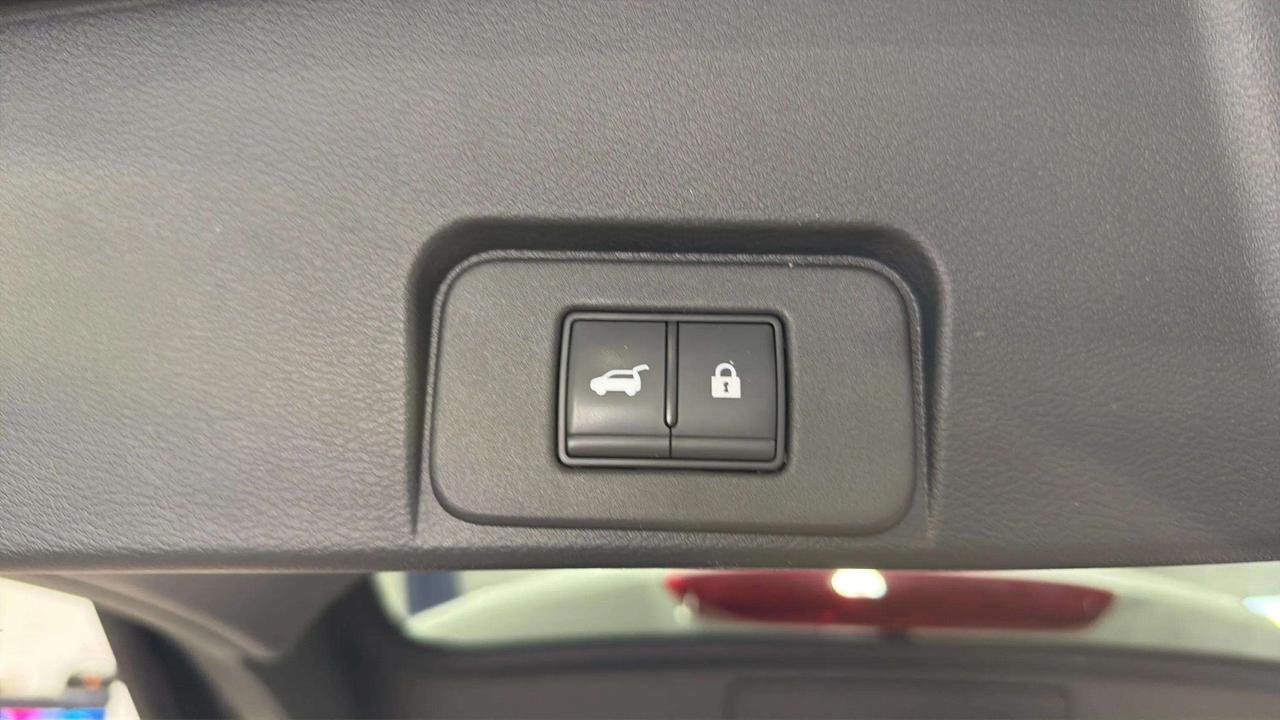2024 Nissan Rogue SV MOONROOF |CLEAN CARFAX|PANO| CARPLAY| PRO PILOT Photo