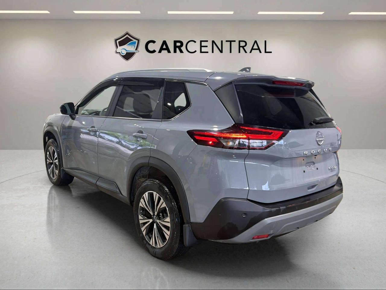 2022 Nissan Rogue SV| CLEAN CARFAX | PANO | PRO PILOT | STARTER Photo