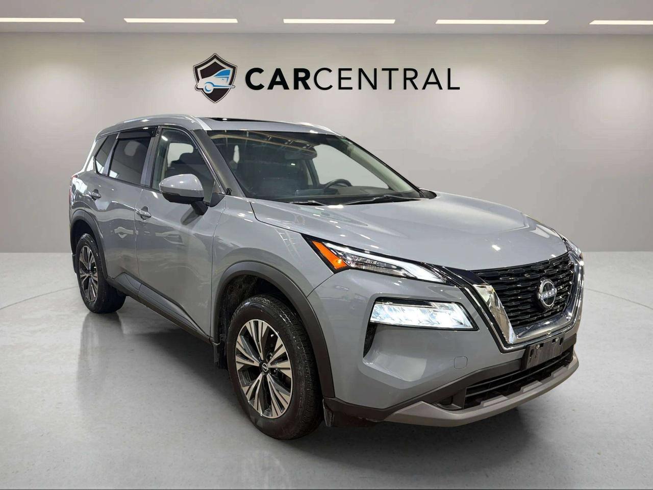 2022 Nissan Rogue SV| CLEAN CARFAX | PANO | PRO PILOT | STARTER Photo