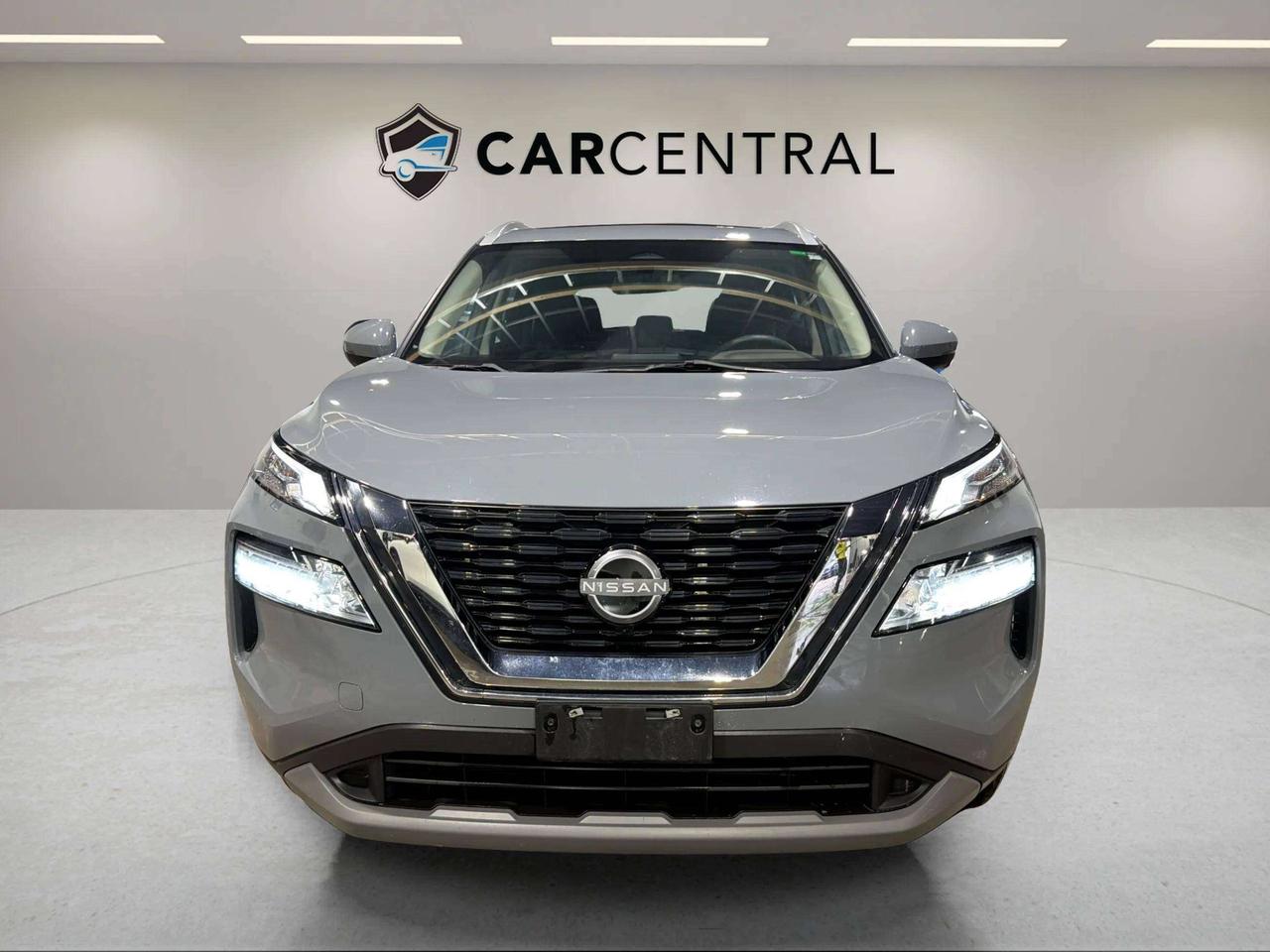 2022 Nissan Rogue SV| CLEAN CARFAX | PANO | PRO PILOT | STARTER Photo
