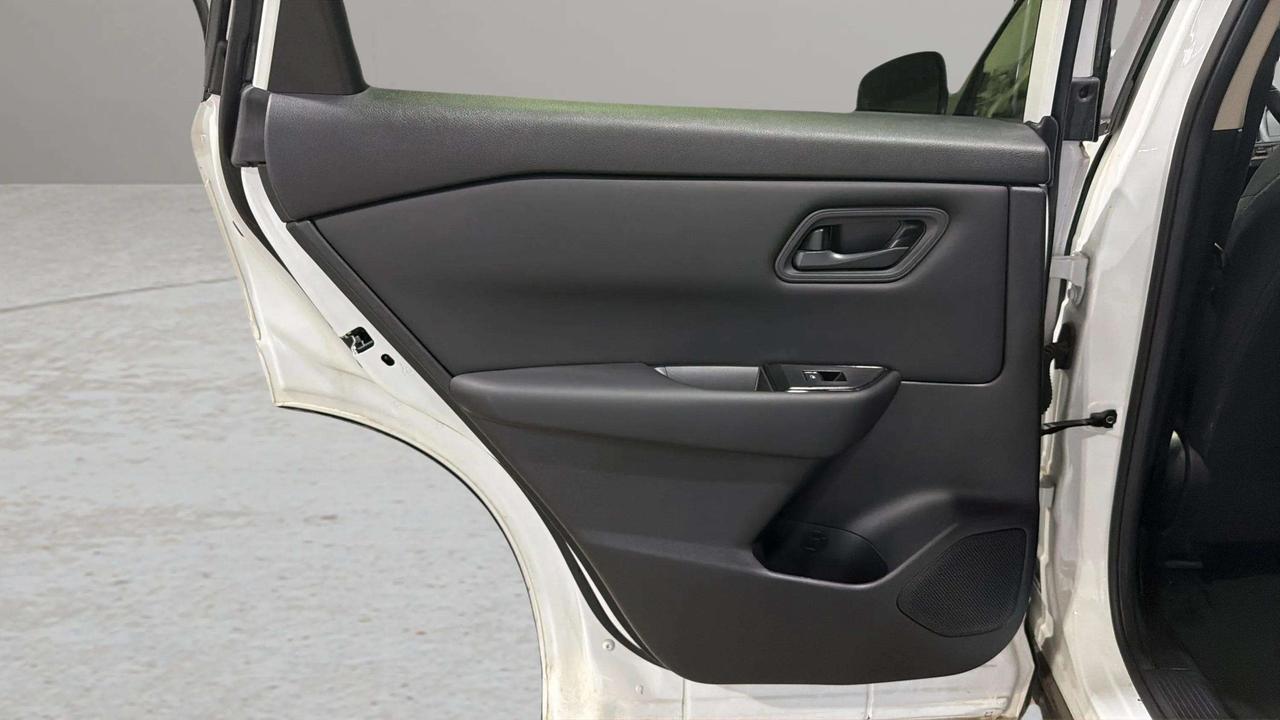 2024 Nissan Rogue S AWD | CLEAN CARFAX |1 OWNER | CARPLAY| STARTER Photo