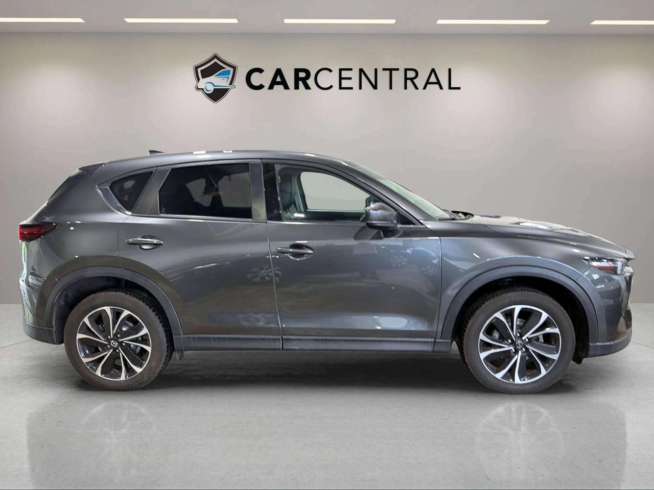 2023 Mazda CX-5 GT | BOSE | VENT SEATS| ADAP CRUISE | HEADS UP Photo