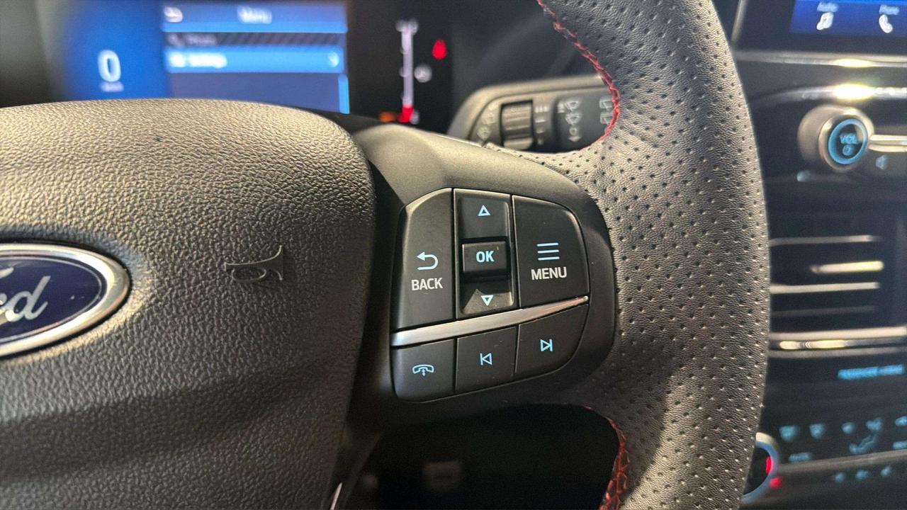 2023 Ford Escape ST-LINE HYBRID | CLEAN CARFAX | CARPLAY | STARTER Photo