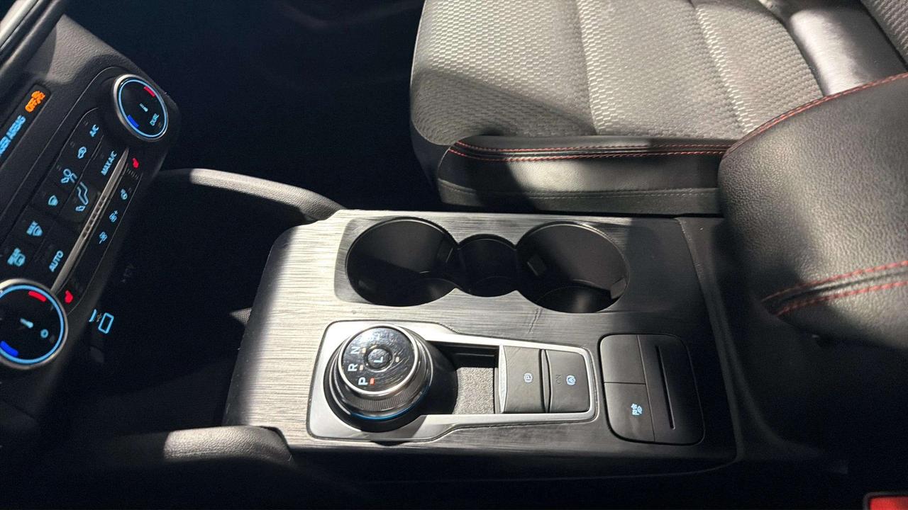 2023 Ford Escape ST-LINE HYBRID | CLEAN CARFAX | CARPLAY | STARTER Photo