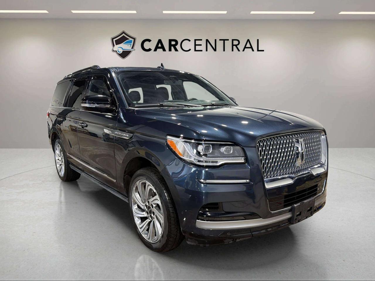 2024 Lincoln Navigator RESERVE | CLEAN CARFAX | CO PILOT | BLUECRUISE| 8 Photo