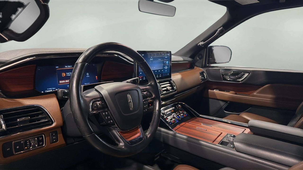 2024 Lincoln Navigator RESERVE | CLEAN CARFAX | CO PILOT | BLUECRUISE| 8 Photo