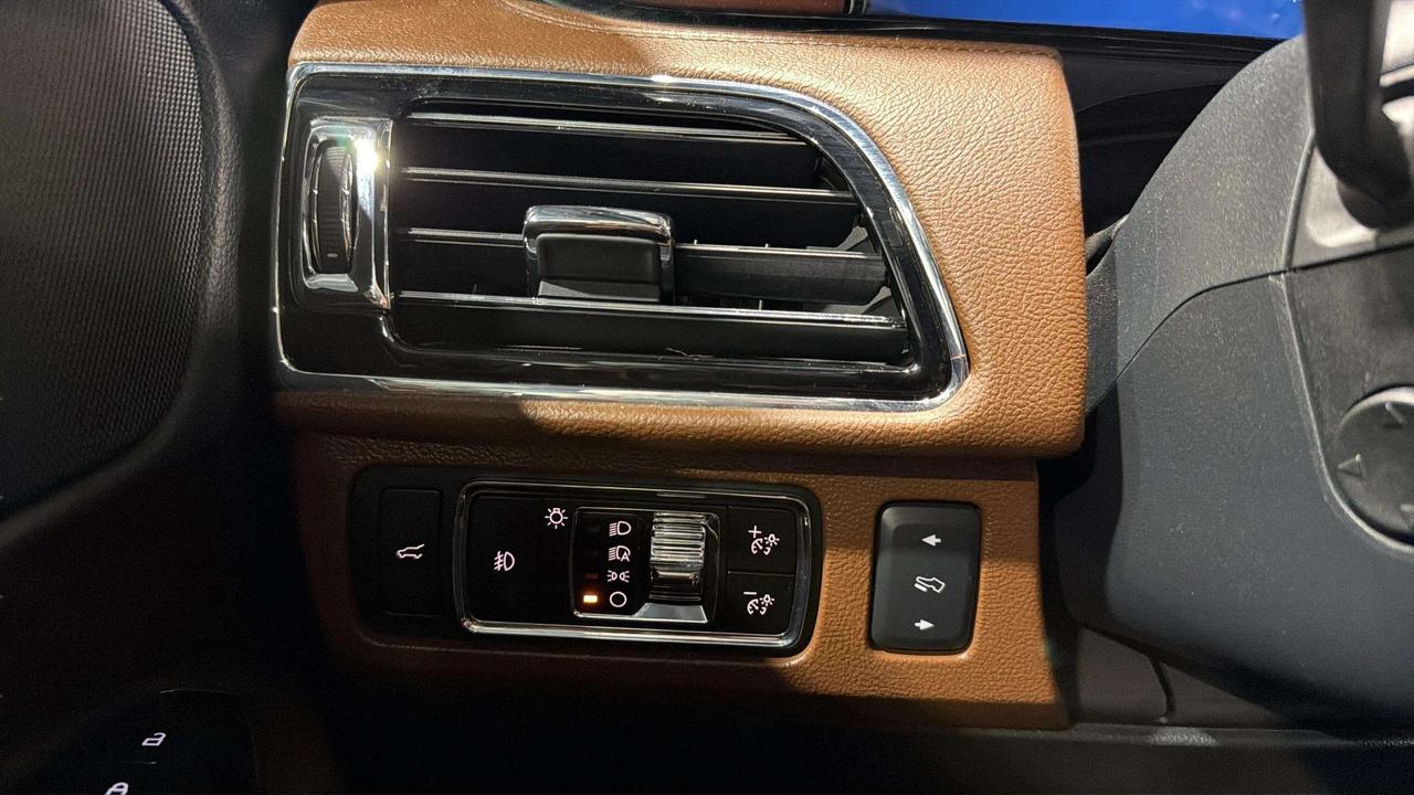 2024 Lincoln Navigator RESERVE | CLEAN CARFAX | CO PILOT | BLUECRUISE| 8 Photo