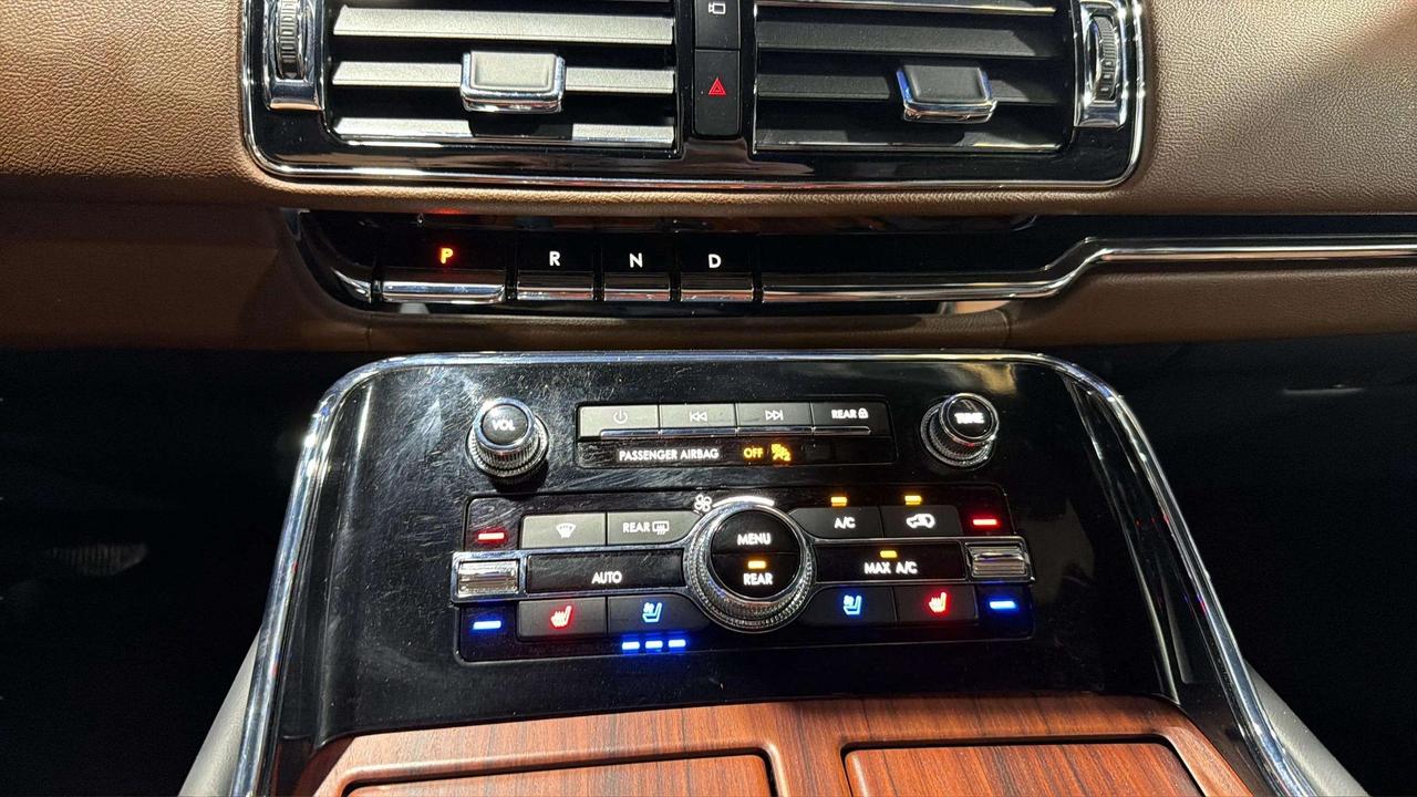 2024 Lincoln Navigator RESERVE | CLEAN CARFAX | CO PILOT | BLUECRUISE| 8 Photo