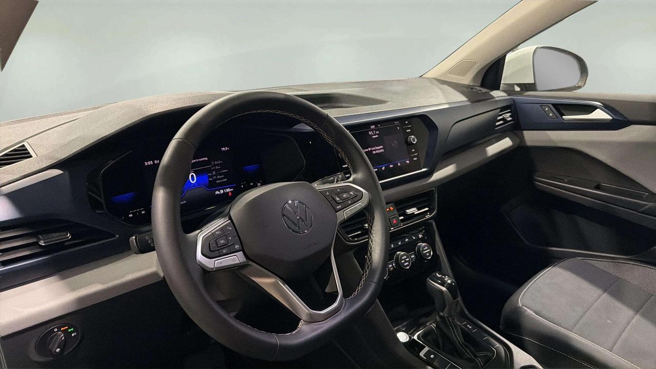 2022 Volkswagen Taos COMFORTLINE | AWD |  CLEAN CARFAX| PANO | CARPLAY| Photo