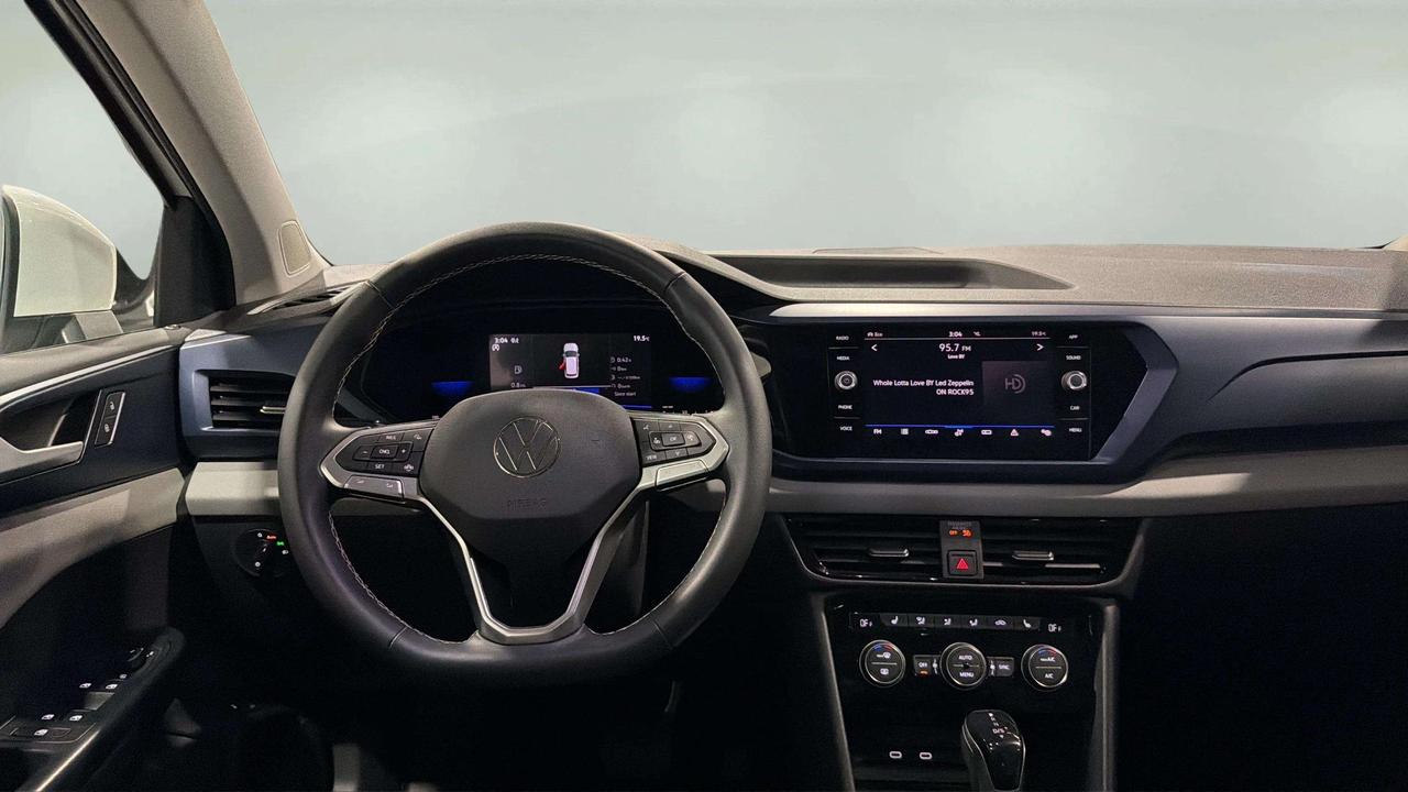 2022 Volkswagen Taos COMFORTLINE | AWD |  CLEAN CARFAX| PANO | CARPLAY| Photo