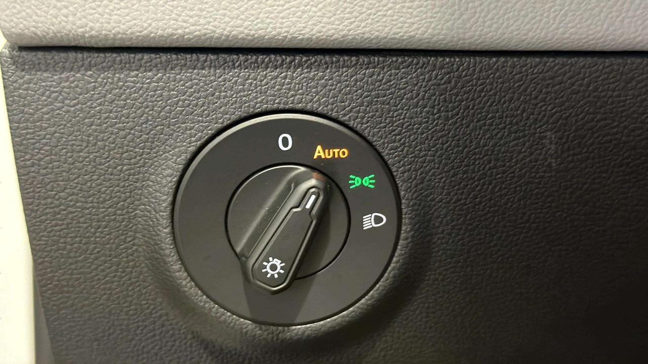 2022 Volkswagen Taos COMFORTLINE | AWD |  CLEAN CARFAX| PANO | CARPLAY| Photo