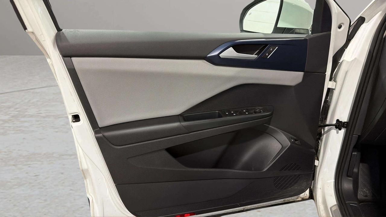 2022 Volkswagen Taos COMFORTLINE | AWD |  CLEAN CARFAX| PANO | CARPLAY| Photo