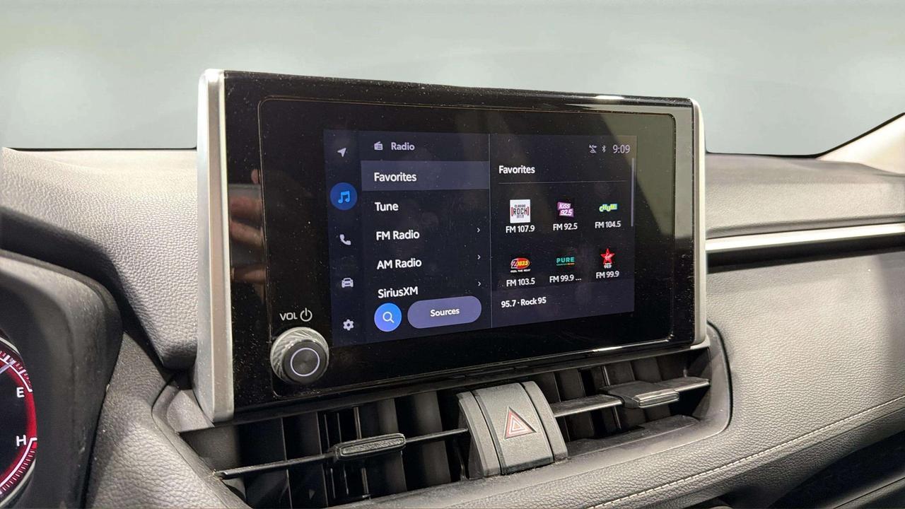 2023 Toyota RAV4 LE | AWD | CLEAN CARFAX | CARPLAY | Photo