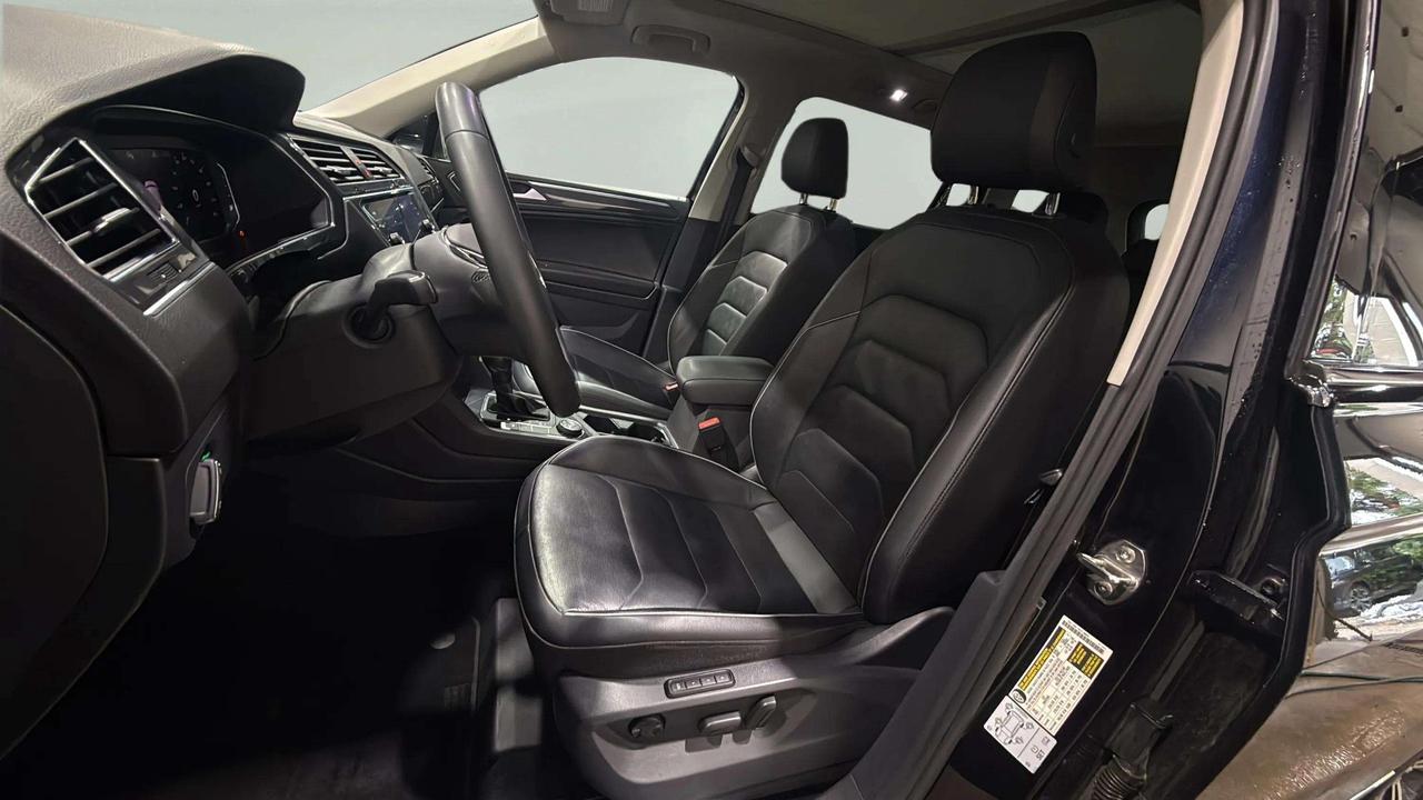 2020 Volkswagen Tiguan HIGHLINE | AWD | LEATHER | CLEAN CARFAX | Photo