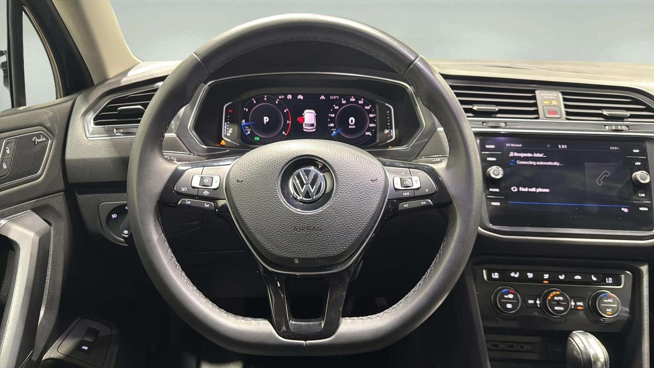 2020 Volkswagen Tiguan HIGHLINE | AWD | LEATHER | CLEAN CARFAX | Photo