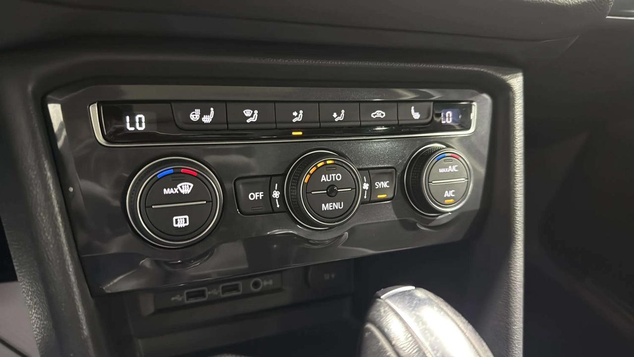 2020 Volkswagen Tiguan HIGHLINE | AWD | LEATHER | CLEAN CARFAX | Photo