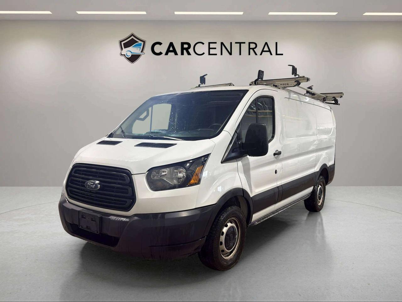 CARFAX: Free Carfax report on all our listing. Just go on our website and click view Carfax report.


CERTIFICATION: Have your new pre-owned vehicle certified at Car Central! We offer a full safety inspection exceeding industry standards including oil change, and professional detailing prior to delivery. Vehicles are not drivable, if not certified and not e-tested, certification package is available for $749. All trade-ins are welcome. Taxes, licensing are extra.


PRICE: We believe everyone deserves to get the best price possible on their new pre-owned vehicle without having to go through uncomfortable negotiations. Our Market Value Pricing (MVP) allows you to buy with confidence. We do this by constantly monitoring the market and adjusting our prices below the market average you can buy confidently knowing you are getting the best price possible! No haggle pricing. No pressure. Why pay more somewhere else. **CASH PRICE** will be an additional $1750 and it will include 1 Year or 15,000 kms Powertrain warranty. 


SERVICE: Schedule an appointment with Car Central Service Centre to bring your vehicle in for all its needs. Simply click on the link below and book your appointment. Our licensed technicians and repair facility offer the highest quality services at the most competitive prices. All work is manufacturer warranty approved and comes with 2-year parts and labour warranty. Start saving hundreds of dollars by servicing your vehicle with Car Central. Call us at 705-503-5000 or follow this link to book an appointment today! https://www.carcentral.ca/contact-us/


WARRANTY: This vehicle qualifies for an extended warranty with different terms and coverages available. Dont forget to ask for help choosing the right one for you.


FINANCING: No credit? New to the country? Bankruptcy? Consumer proposal? Collections? You dont need good credit to finance a vehicle. Bad credit is usually good enough. Give our finance and credit experts a chance to get you approved and start rebuilding credit today! On the spot financing, instant approvals, and no payments for 6 months is also available O.A.C!


Any vehicle stock number starting with Letter R are Previous daily Rental.


With over 30 years of experience, Car Central is a proud family-owned business and a trusted member of the UCDA. Our mission is to offer not only the best prices but also high-quality, reliable vehicles and an exceptional customer experience. We believe in making your car buying journey stress-free, with absolutely no pressurejust honest service you can rely on."