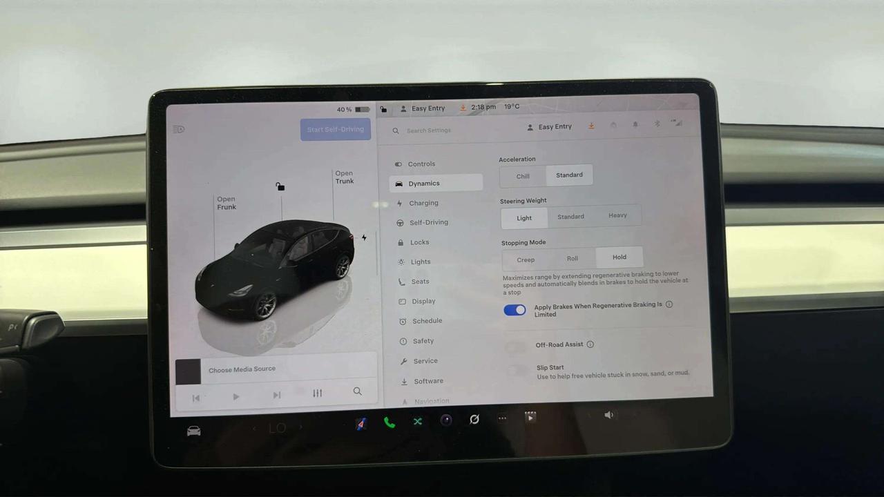 2024 Tesla Model Y LONG RANGE | CLEAN CARFAX |1 OWNER | GLASS ROOF | Photo