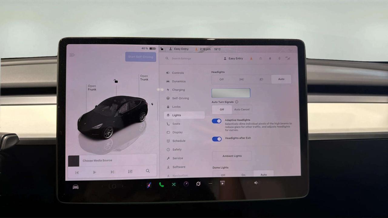 2024 Tesla Model Y LONG RANGE | CLEAN CARFAX |1 OWNER | GLASS ROOF | Photo