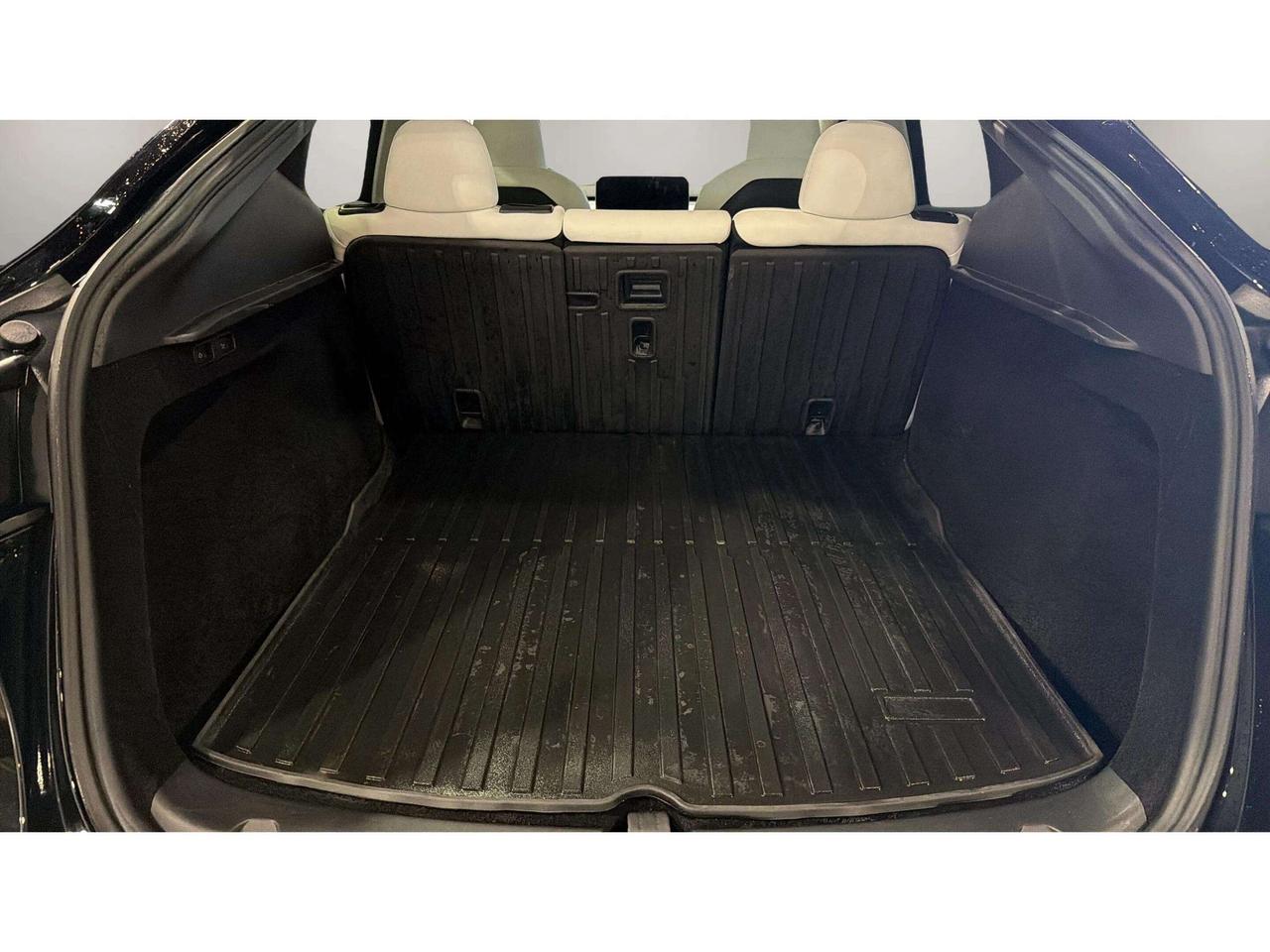 2024 Tesla Model Y LONG RANGE | CLEAN CARFAX |1 OWNER | GLASS ROOF | Photo