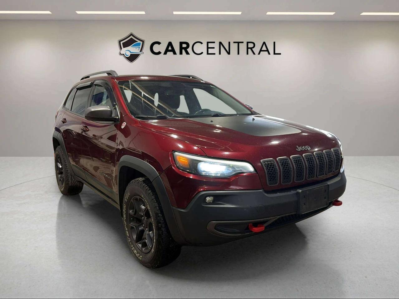 2019 Jeep Cherokee Trailhawk Photo