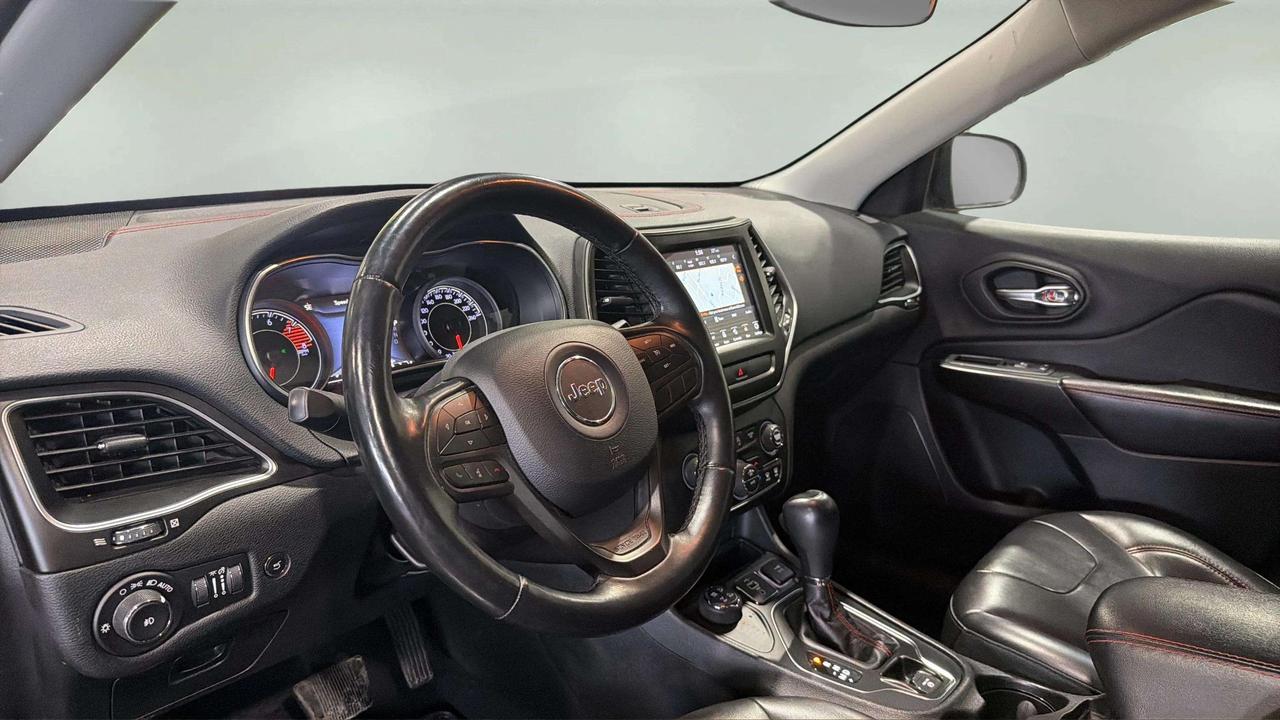 2019 Jeep Cherokee Trailhawk Photo