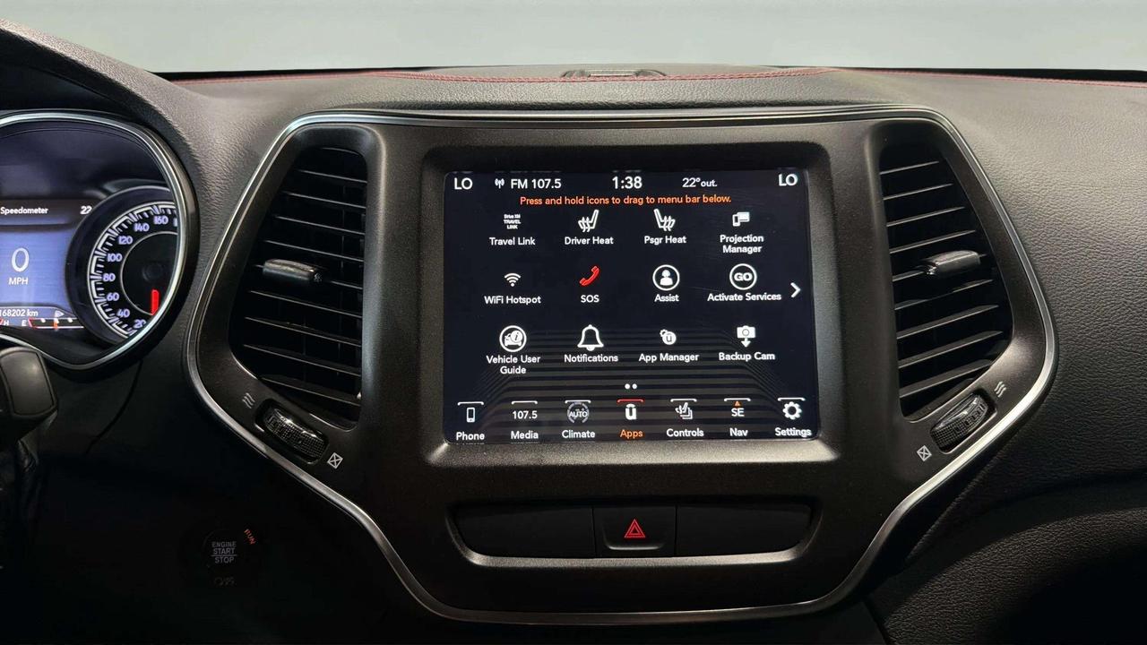 2019 Jeep Cherokee Trailhawk Photo